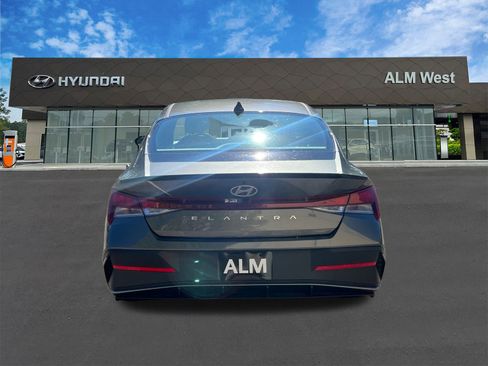 New 2026 Hyundai Elantra Sport image 6