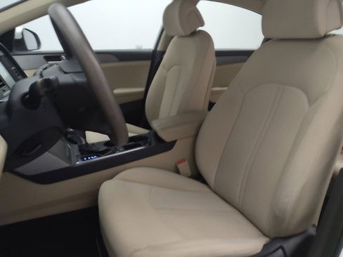 Used 2016 Hyundai Sonata SE image 17
