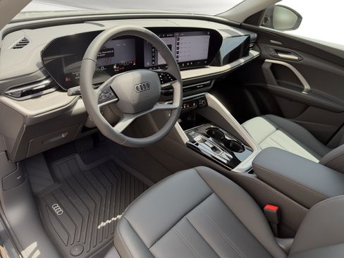 New 2026 Audi Q5 Premium AWD/4WD image 4