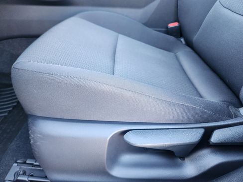 Used 2023 Toyota Prius LE image 15