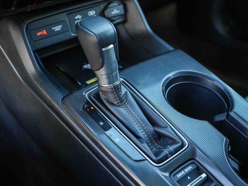 Used 2024 Honda Civic Touring image 23