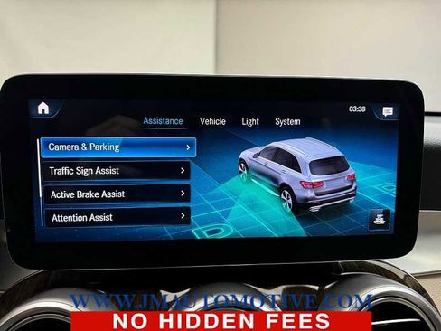 Used 2021 Mercedes-Benz GLC 300 4MATIC image 26