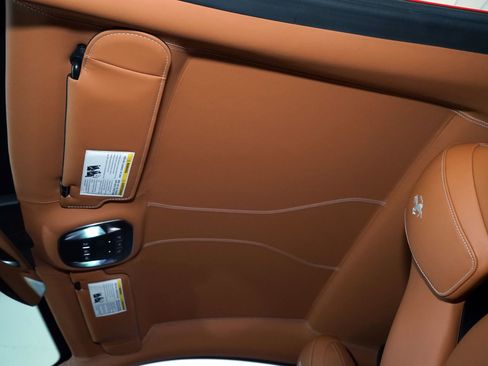 Used 2021 Ferrari F8 Tributo Base image 21