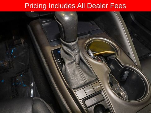 Used 2023 Toyota Camry XSE FWD image 14