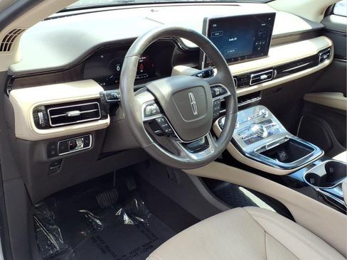 Used 2022 Lincoln Nautilus Reserve AWD/4WD image 18