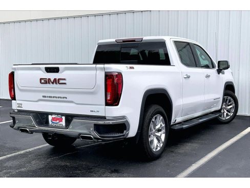 Used 2022 GMC Sierra 1500 SLT w/ SLT Premium Plus Package AWD/4WD image 11