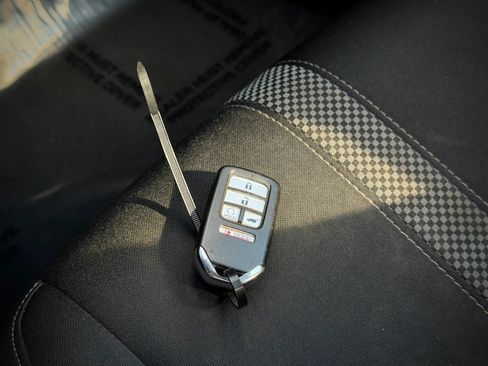 Used 2021 Honda Civic EX image 18