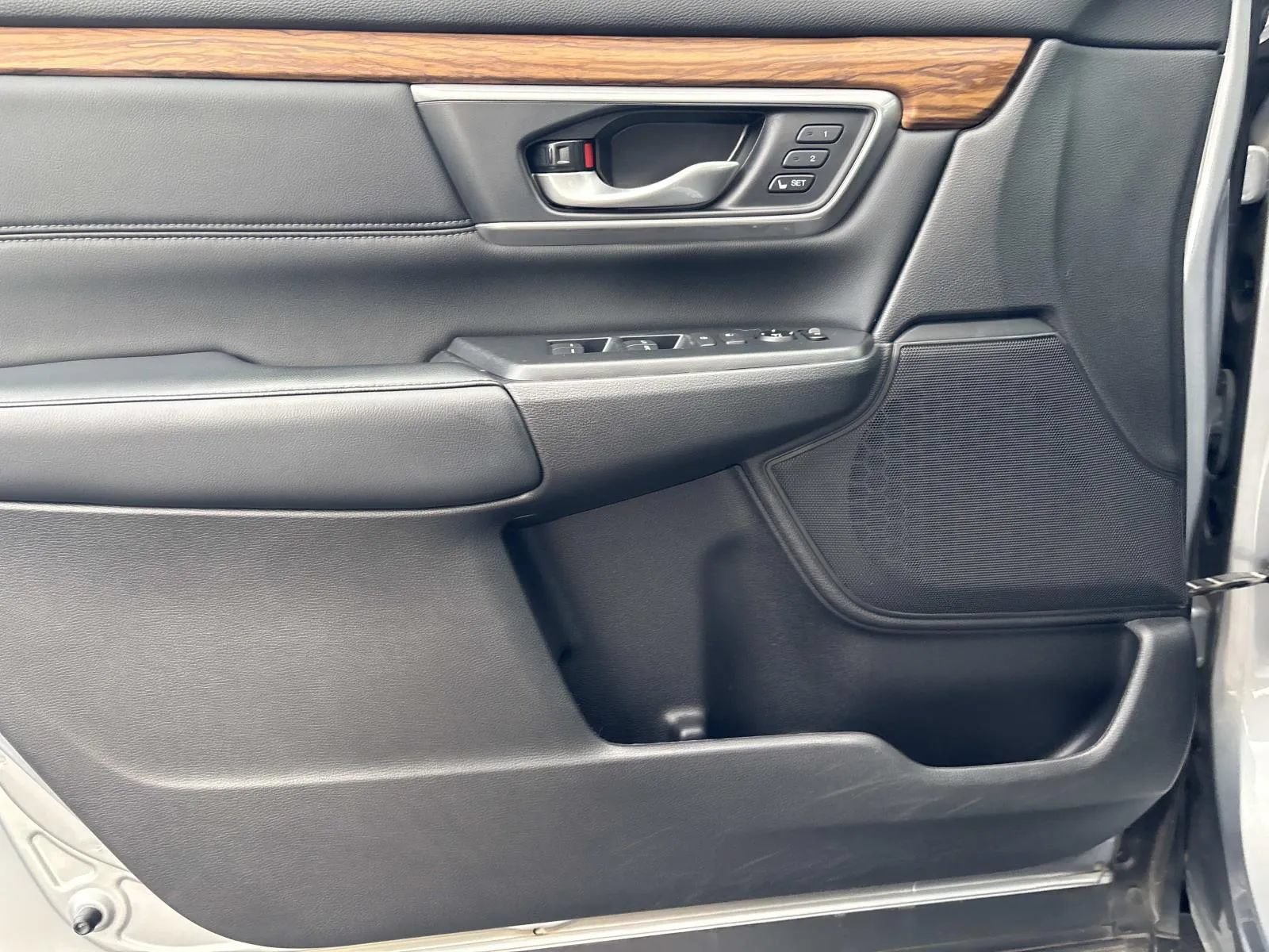 Used 2020 Honda CR-V EX-L image 27