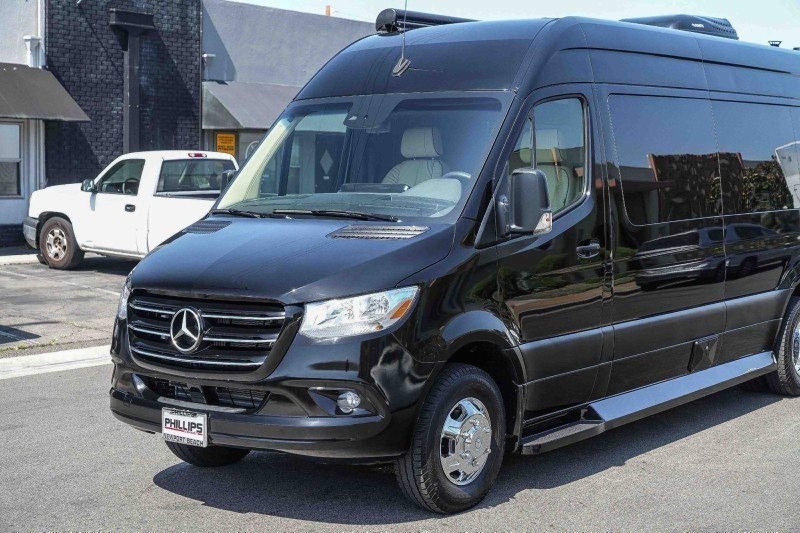 Used 2020 Mercedes-Benz Sprinter 3500 image 9