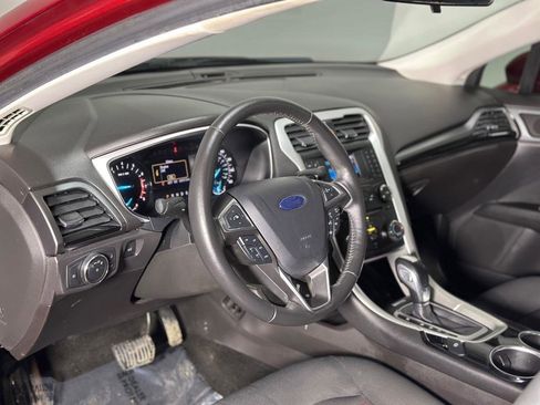 Used 2013 Ford Fusion SE image 26