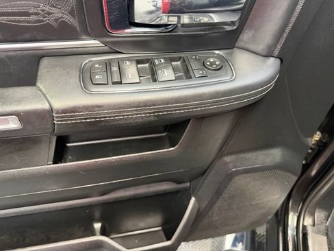 Used 2016 RAM 1500 Limited AWD/4WD image 12