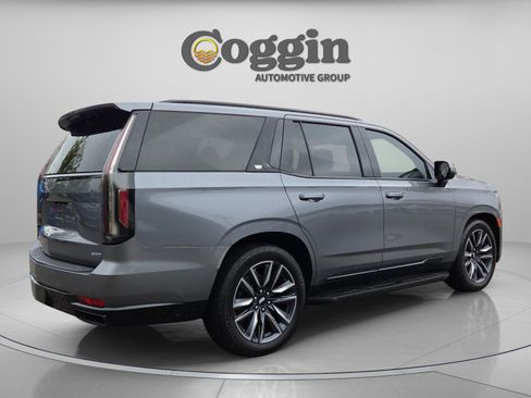 Used 2021 Cadillac Escalade Sport w/ Driver Assist Tech Package image 5