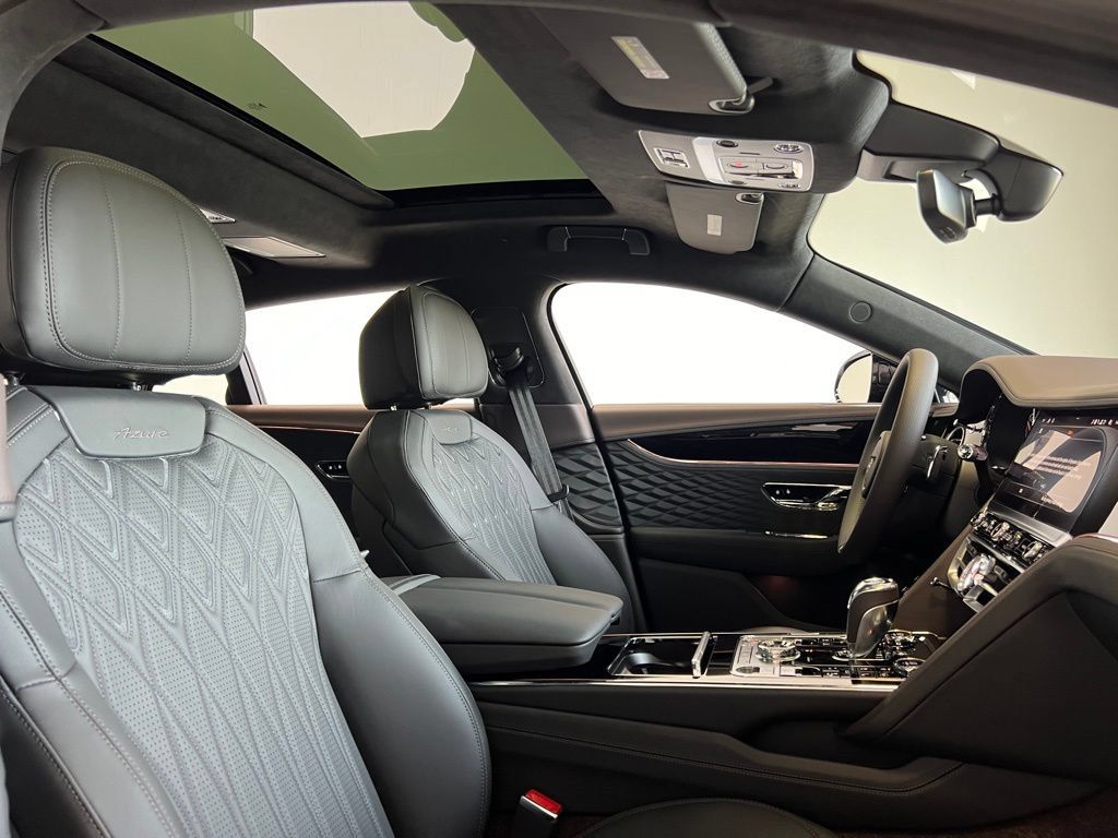 Used 2026 Bentley Flying Spur Azure AWD/4WD image 25