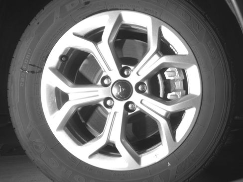 Used 2025 Jeep Compass Latitude AWD/4WD image 13
