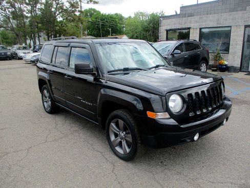 Used 2015 Jeep Patriot High Altitude image 1