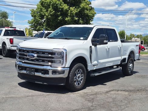 Used 2024 Ford F350 Lariat AWD/4WD image 11