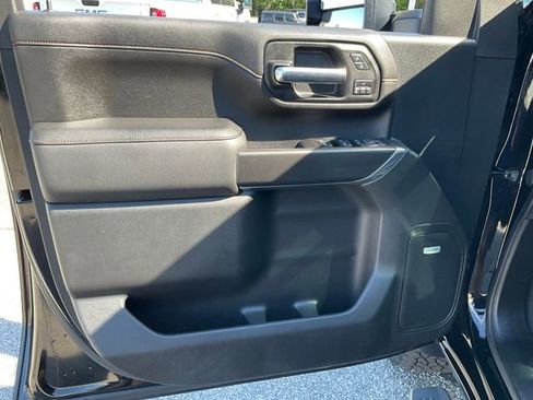 Used 2020 GMC Sierra 2500 AT4 w/ AT4 Premium Package AWD/4WD image 6