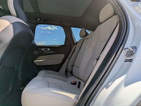 New 2026 Volvo XC60 B5 Core w/ Protection Package Premier AWD/4WD image 15