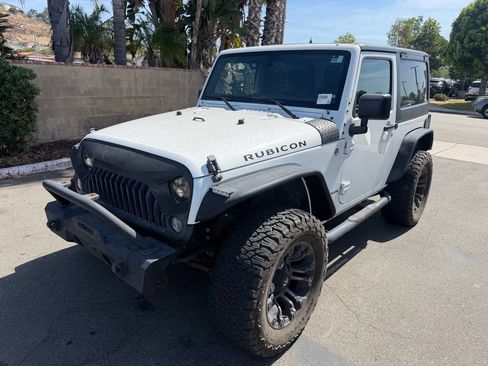 Used 2015 Jeep Wrangler Rubicon w/ Connectivity Group AWD/4WD image 6