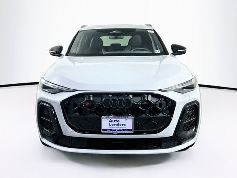 Used 2025 Audi SQ5 Premium Plus AWD/4WD image 2