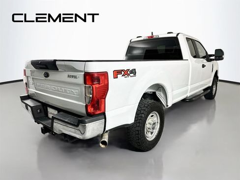 Used 2022 Ford F250 XL w/ Power Equipment Group AWD/4WD image 7