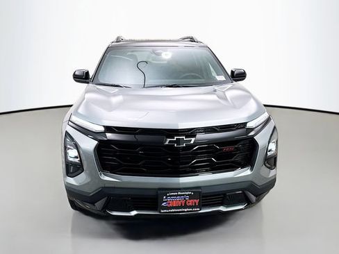 New 2026 Chevrolet Equinox RS w/ LPO, Floor Liner Package image 2