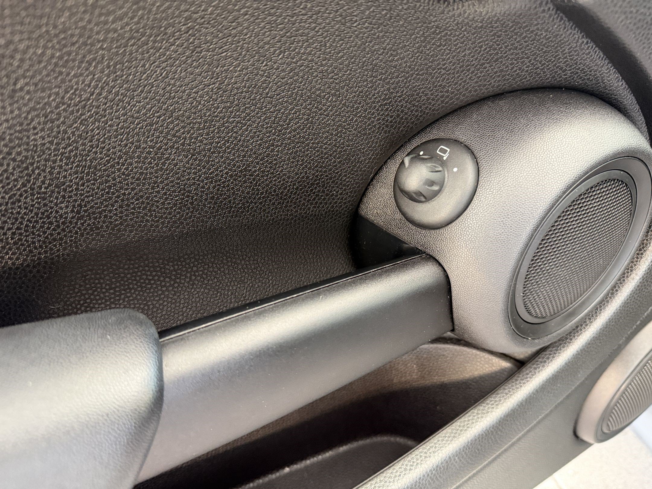 Used 2013 MINI Cooper Hardtop FWD image 14