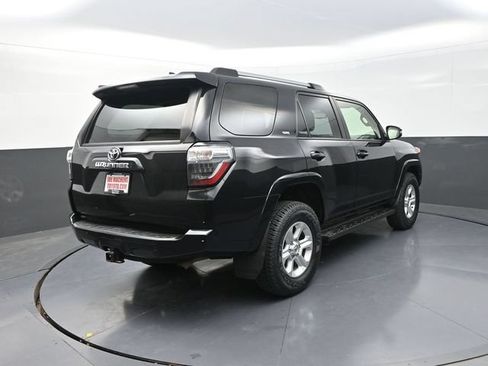 Used 2023 Toyota 4Runner SR5 Premium AWD/4WD image 8