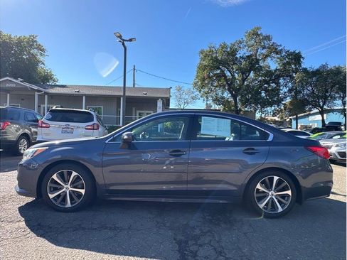 Used 2016 Subaru Legacy 3.6R Limited image 4