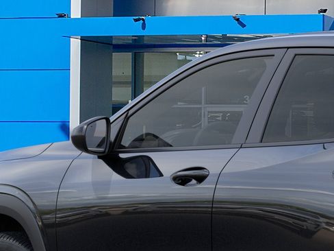 New 2026 Chevrolet Trax RS w/ Sunroof Package FWD image 33