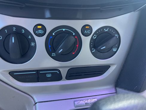 Used 2012 Ford Focus SE image 14