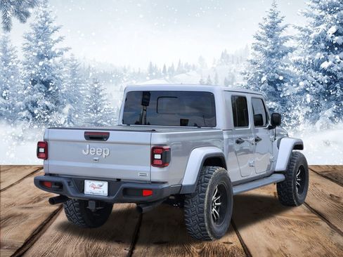 Used 2020 Jeep Gladiator Overland image 6