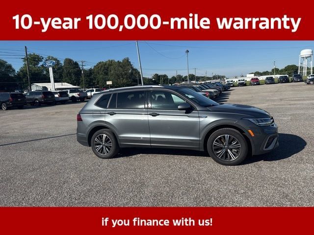 Used 2024 Volkswagen Tiguan Wolfsburg Edition FWD image 15
