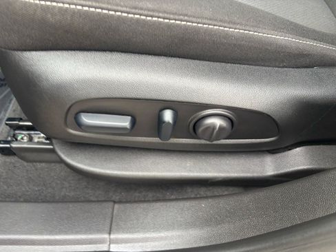 Used 2024 Chevrolet Blazer LT w/ Convenience Package image 20