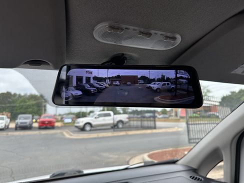 Used 2019 Nissan NV200 SV w/ Navigation Package FWD image 16