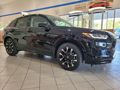 New 2026 Honda HR-V EX-L image 3