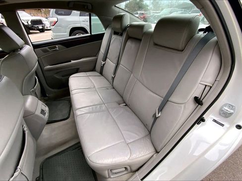 Used 2012 Toyota Avalon image 19