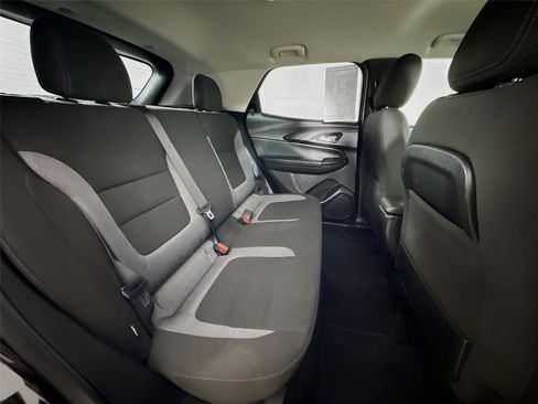 Used 2023 Chevrolet TrailBlazer LT w/ Convenience Package image 25