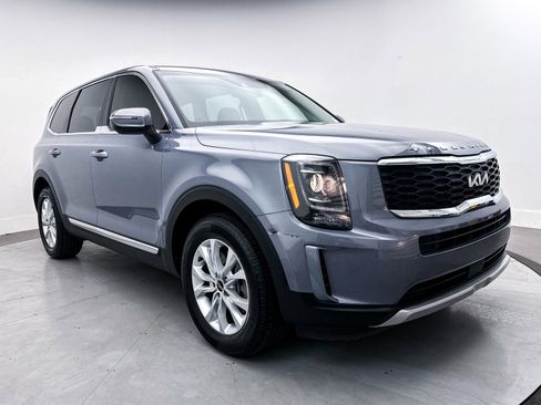Used 2022 Kia Telluride LX image 11