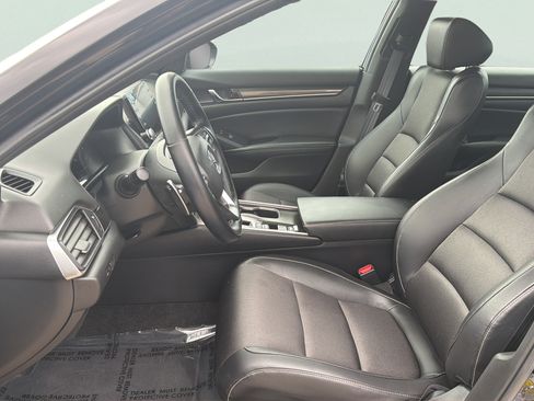 Used 2022 Honda Accord Sport image 10