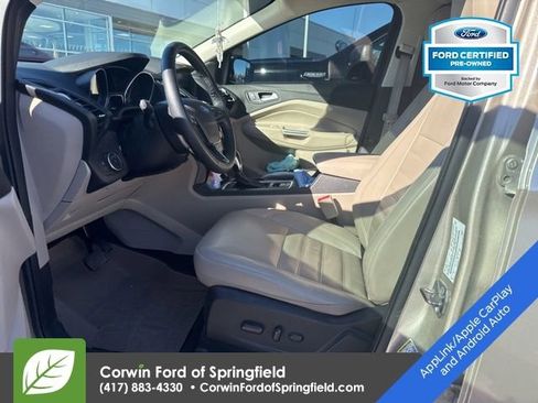 Used 2018 Ford Escape Titanium image 10