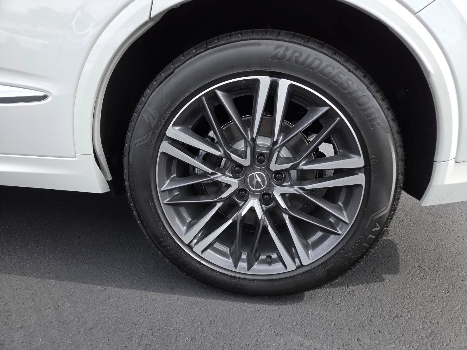 New 2026 Acura MDX w/ Advance Package AWD/4WD image 9