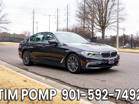 Used 2018 BMW 530i xDrive image 3