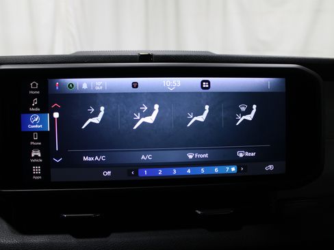 Used 2025 Jeep Wrangler Sport image 15