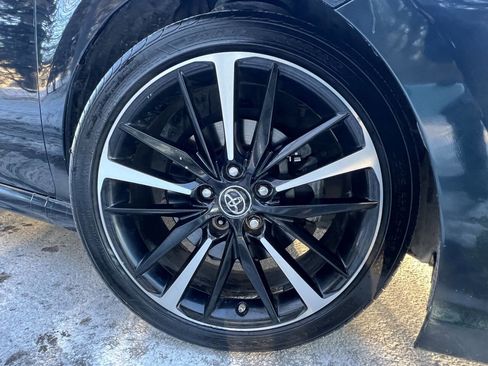 Used 2018 Toyota Camry XSE image 39