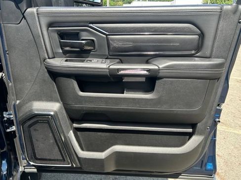 Used 2023 RAM 2500 Limited AWD/4WD image 37