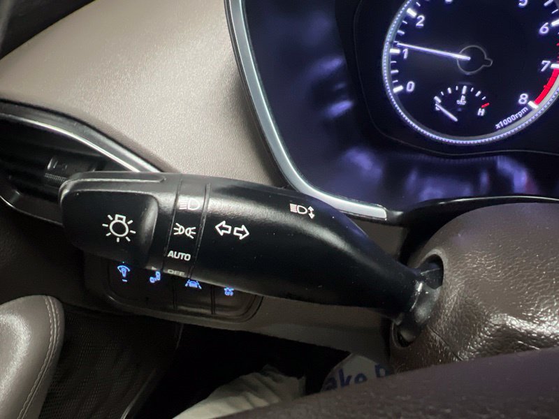 Used 2019 Hyundai Santa Fe SE FWD image 20