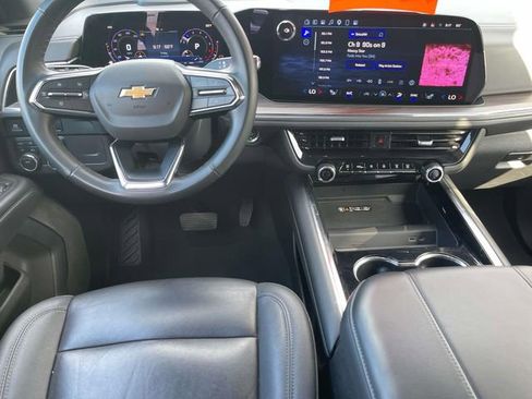 Used 2025 Chevrolet Tahoe LT image 12