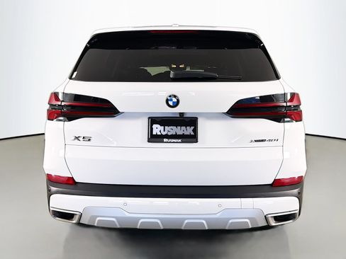 Used 2024 BMW X5 xDrive40i w/ Premium Package AWD/4WD image 6