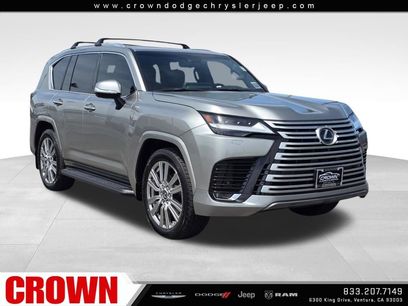 Used 2023 Lexus LX 600 4WD w/ Accessory Package (Z1)